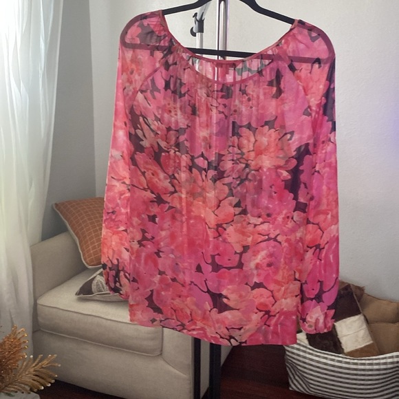 CAbi Top Pink Floral Sheer Chiffon Long Sleeve Popover Summer Party Style (O-10) - Picture 1 of 4